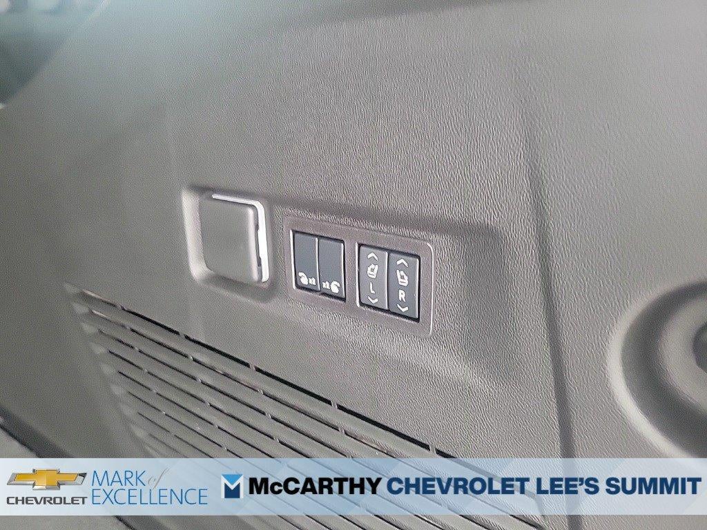 2026 Chevrolet Suburban 4WD Premier