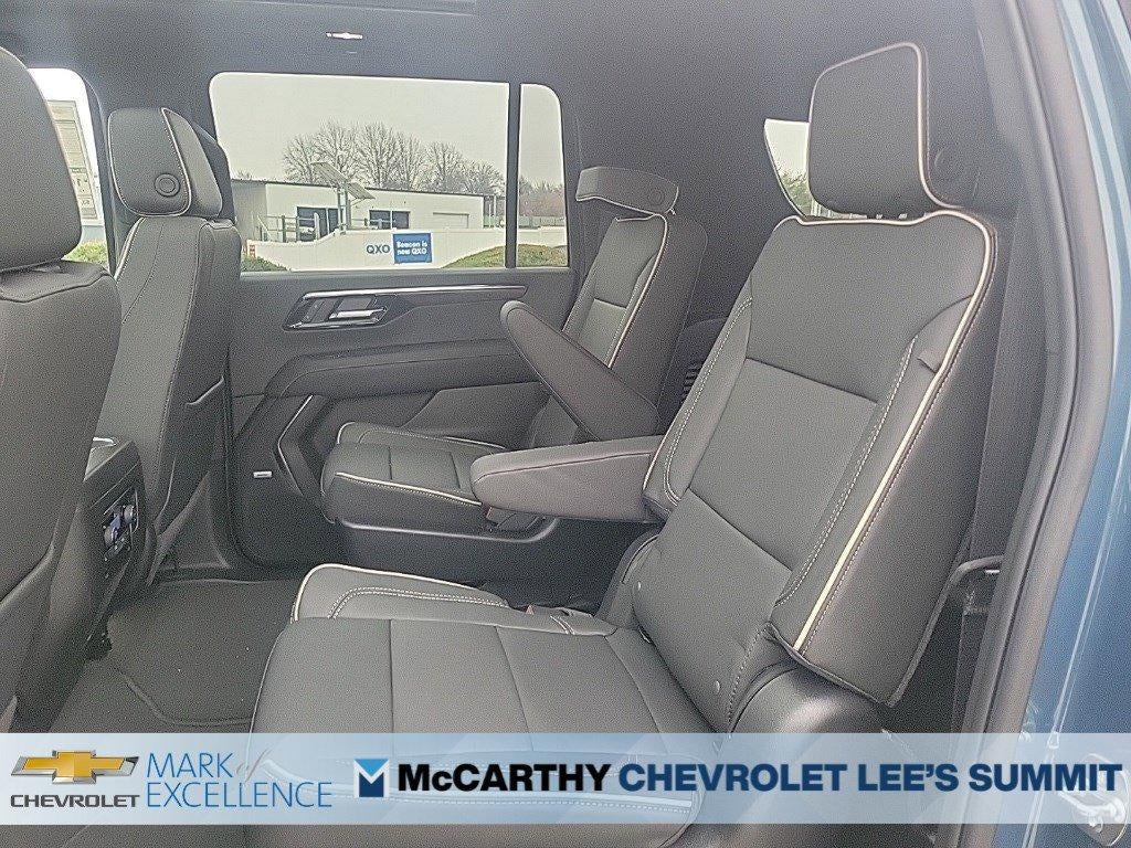 2026 Chevrolet Suburban 4WD Premier