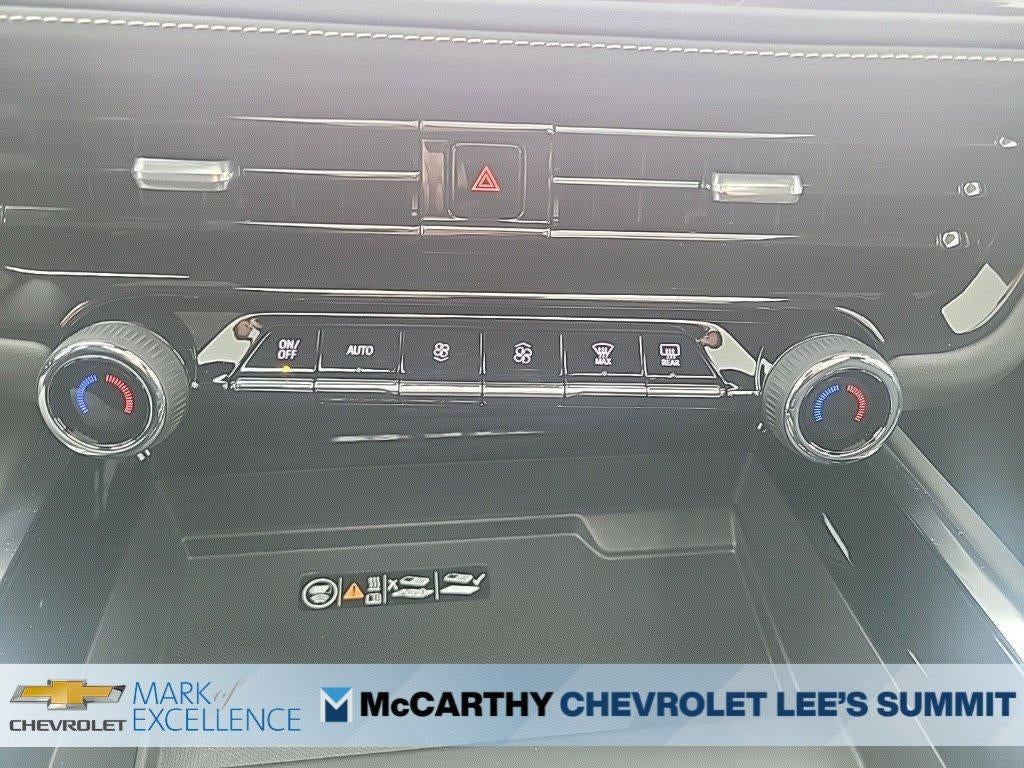 2026 Chevrolet Suburban 4WD Premier