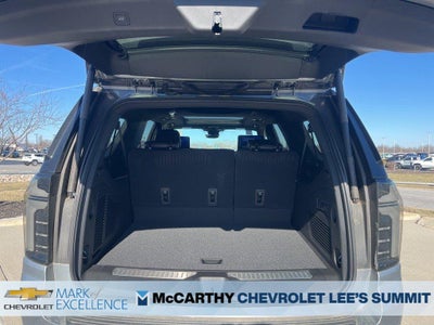 2025 Chevrolet Suburban 4WD Premier
