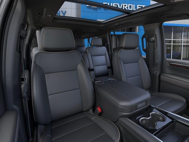 2025 Chevrolet Suburban 4WD Premier