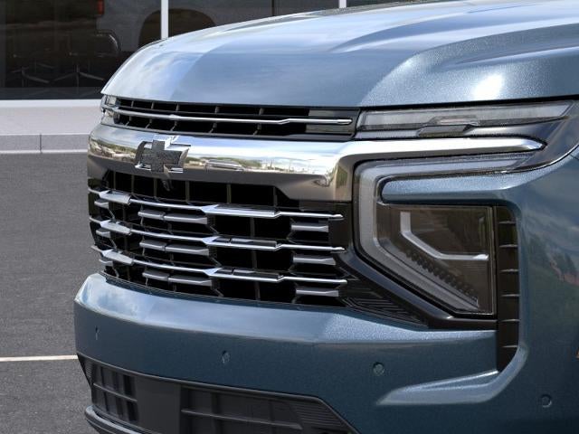 2025 Chevrolet Suburban 4WD Premier