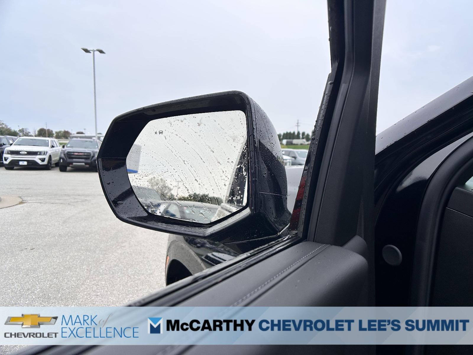 2025 Chevrolet Tahoe 4WD LS