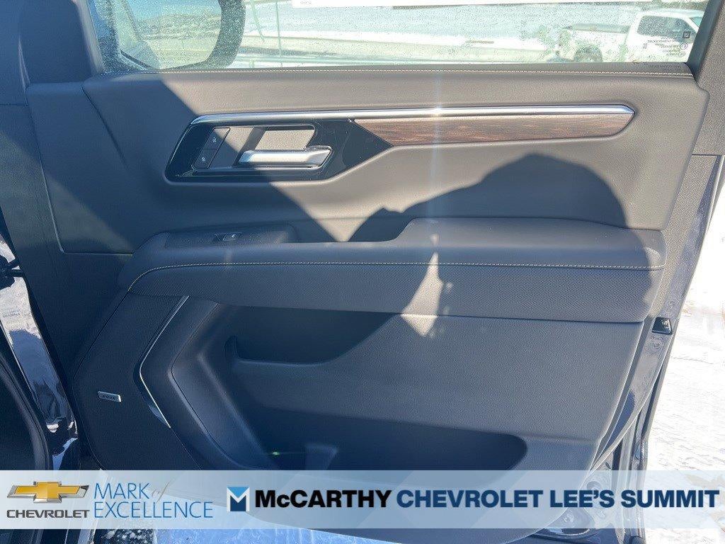 2025 Chevrolet Tahoe 4WD Premier