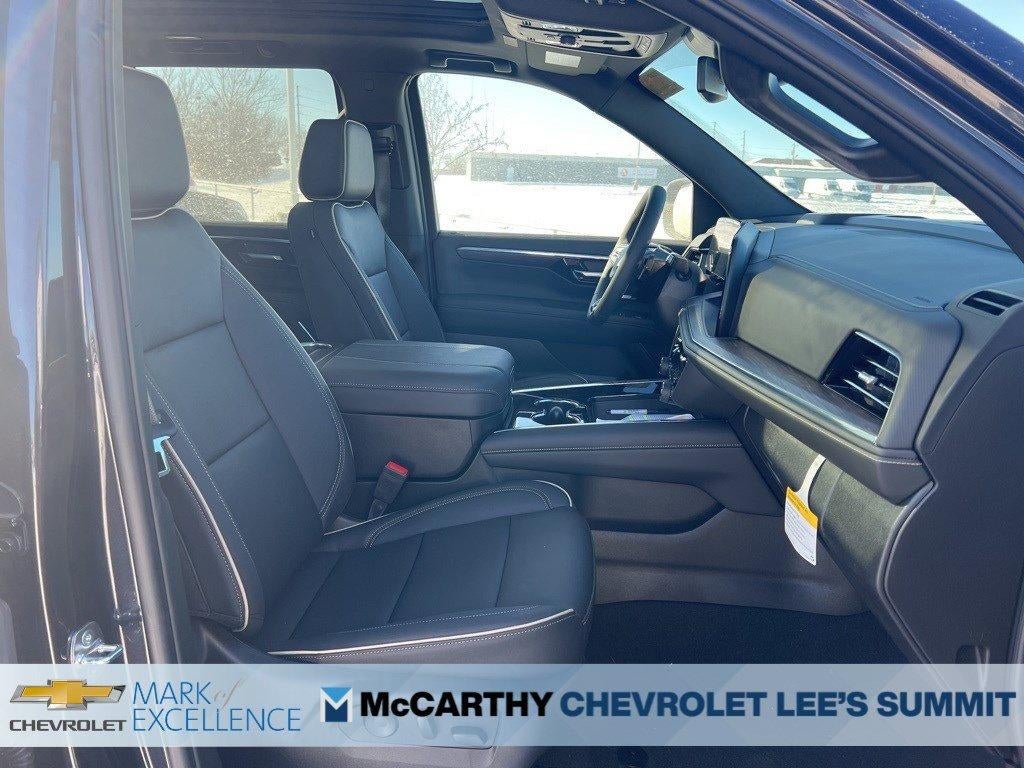 2025 Chevrolet Tahoe 4WD Premier