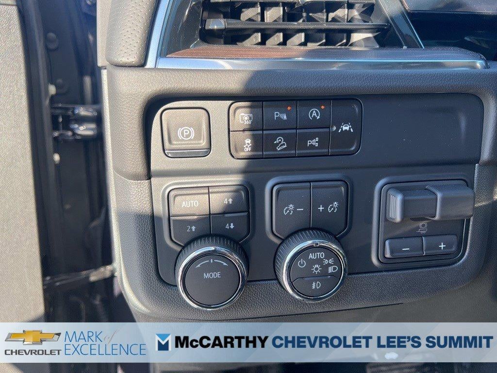 2025 Chevrolet Tahoe 4WD Premier