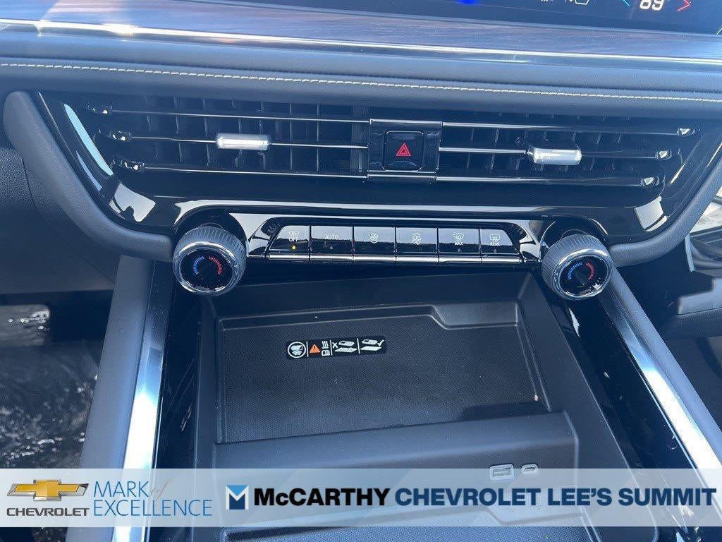 2025 Chevrolet Tahoe 4WD Premier