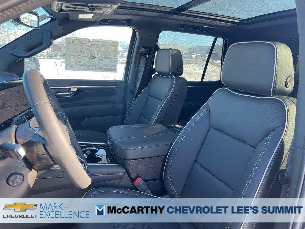 2025 Chevrolet Tahoe 4WD Premier