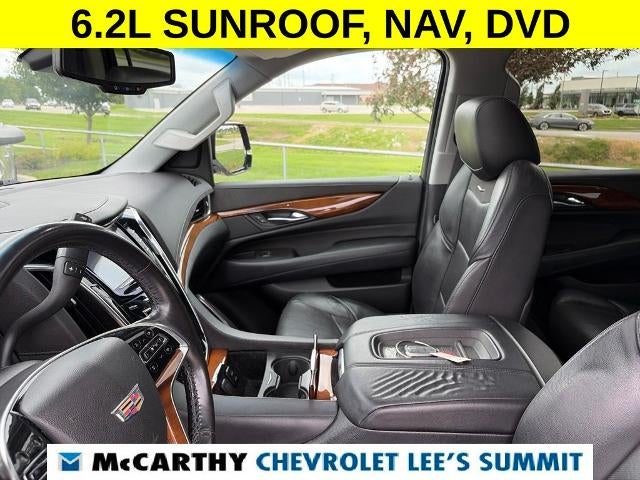 2016 Cadillac Escalade ESV Luxury Collection