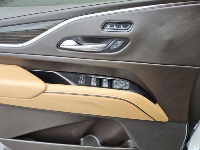 2022 Cadillac Escalade ESV Premium Luxury