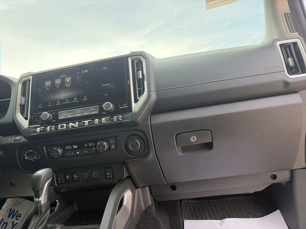 2025 Nissan Frontier SV