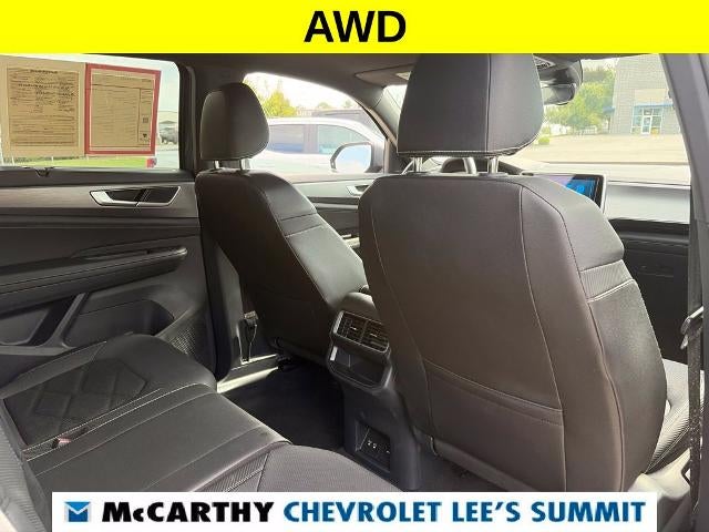 2025 Volkswagen Atlas Cross Sport 2.0T SE w/Technology