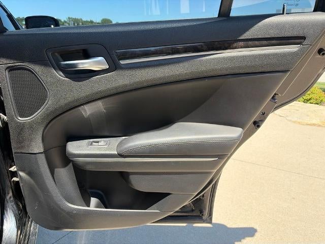 2014 Chrysler 300 300C