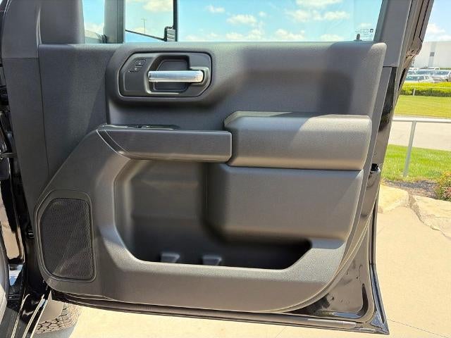 2026 Chevrolet Silverado 2500 HD Crew Cab Standard Box 4-Wheel Drive Custom