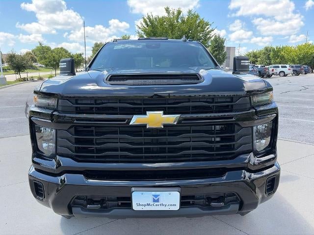 2026 Chevrolet Silverado 2500 HD Crew Cab Standard Box 4-Wheel Drive Custom
