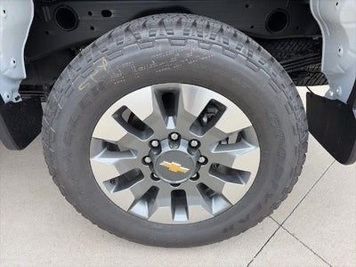 2026 Chevrolet Silverado 2500 HD Crew Cab Standard Box 4-Wheel Drive Custom