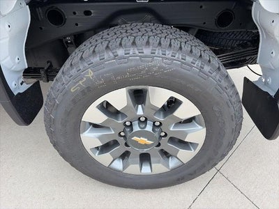 2026 Chevrolet Silverado 2500 HD Crew Cab Standard Box 4-Wheel Drive Custom