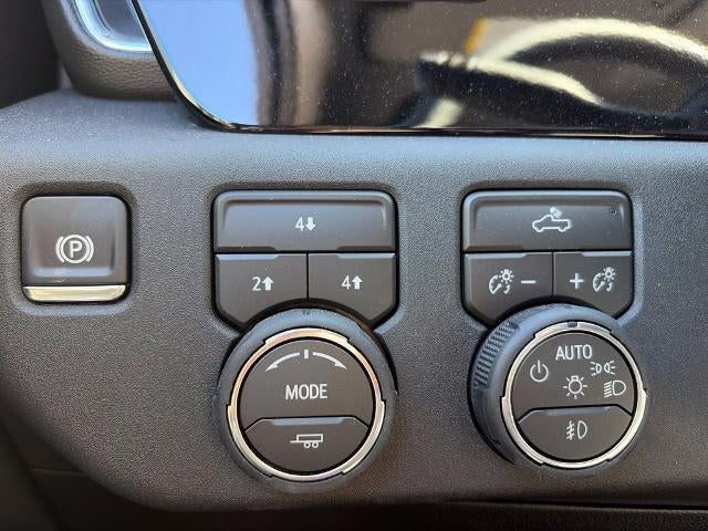 2026 Chevrolet Silverado 2500 HD Crew Cab Standard Box 4-Wheel Drive LT