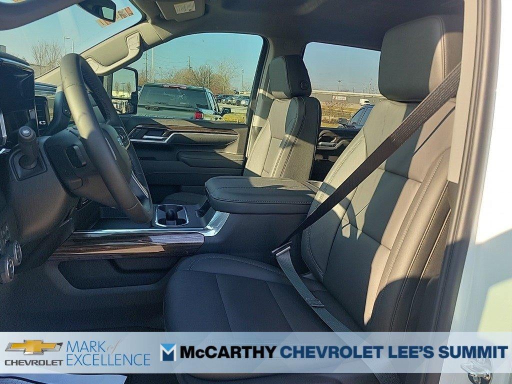 2026 Chevrolet Silverado 2500 HD Crew Cab Standard Box 4-Wheel Drive LT