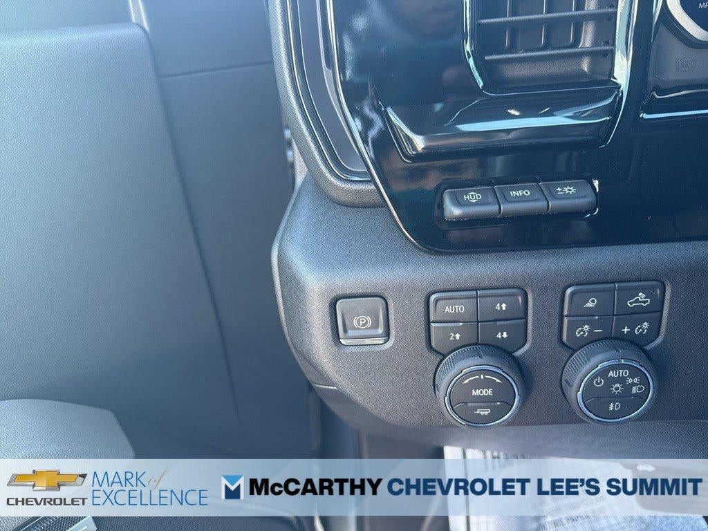 2026 Chevrolet Silverado 2500 HD Crew Cab Standard Box 4-Wheel Drive ZR2