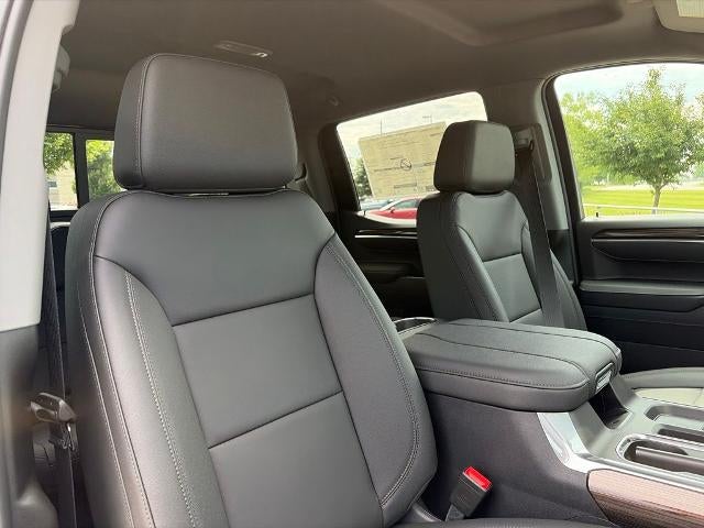2026 Chevrolet Silverado 1500 Crew Cab Short Box 4-Wheel Drive RST