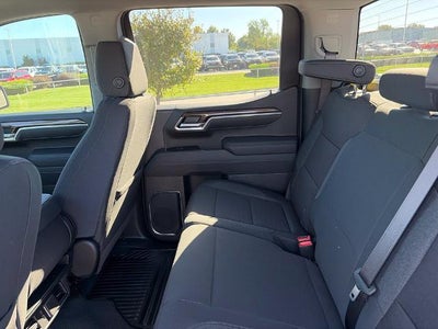 2026 Chevrolet Silverado 1500 Crew Cab Short Box 4-Wheel Drive LT 2FL