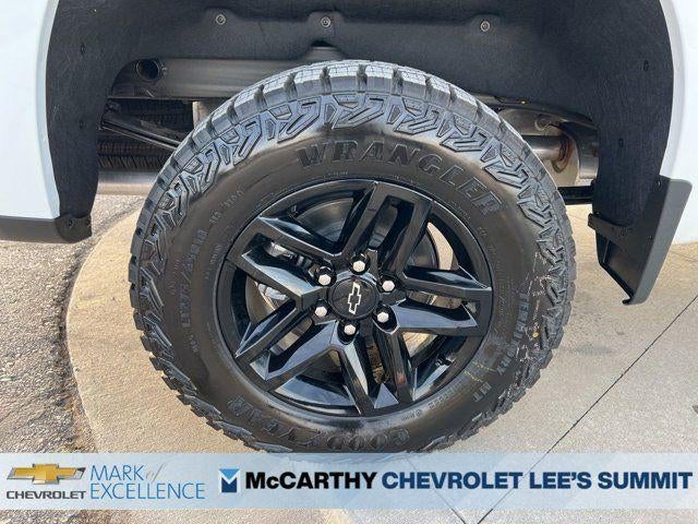 2026 Chevrolet Silverado 1500 Crew Cab Short Box 4-Wheel Drive Custom Trail Boss