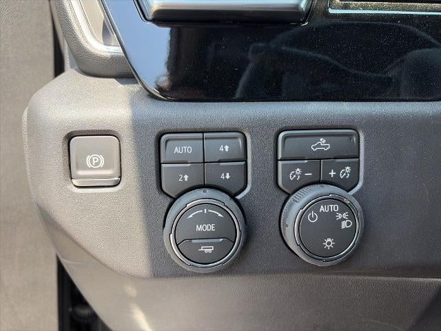 2026 Chevrolet Silverado 1500 Crew Cab Short Box 4-Wheel Drive LT 1LT