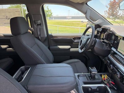 2026 Chevrolet Silverado 1500 Crew Cab Short Box 4-Wheel Drive LT 1LT