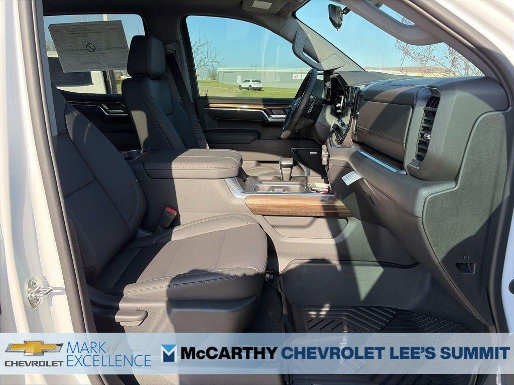 2026 Chevrolet Silverado 1500 Crew Cab Short Box 4-Wheel Drive RST