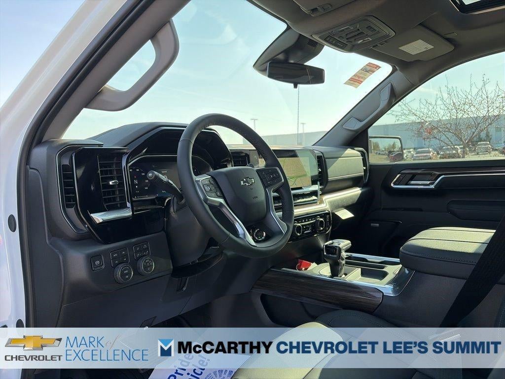 2026 Chevrolet Silverado 1500 Crew Cab Short Box 4-Wheel Drive RST