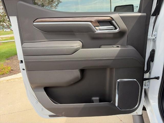 2026 Chevrolet Silverado 1500 Crew Cab Short Box 4-Wheel Drive RST
