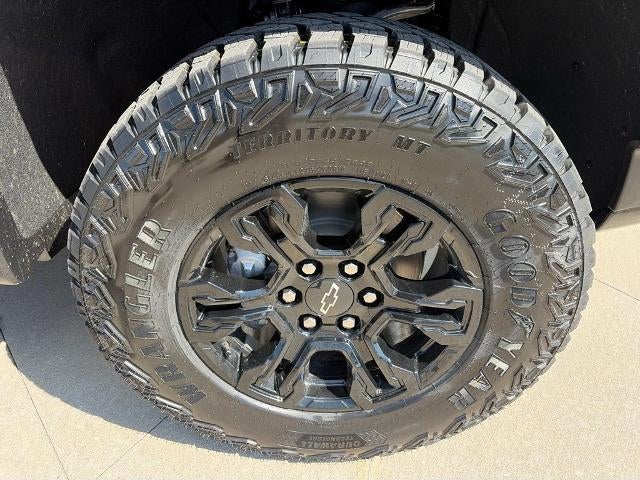 2026 Chevrolet Silverado 1500 Crew Cab Short Box 4-Wheel Drive ZR2