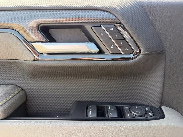 2026 Chevrolet Silverado 1500 Crew Cab Short Box 4-Wheel Drive ZR2