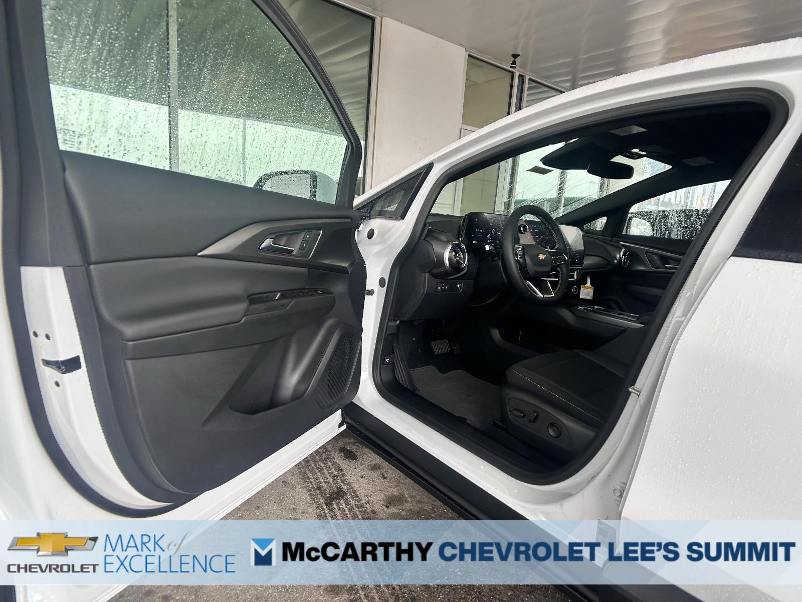2026 Chevrolet Equinox EV 4dr LT1 w/PCY