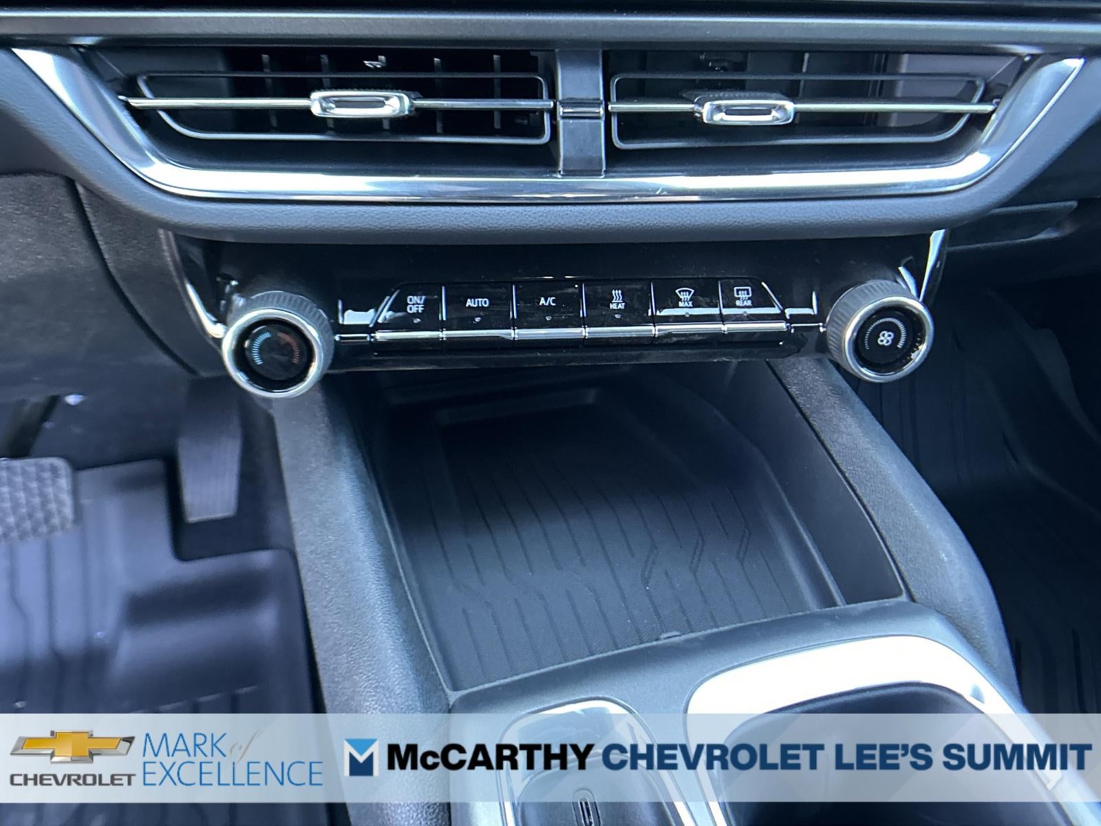 2026 Chevrolet Equinox EV 4dr LT1 w/PCY