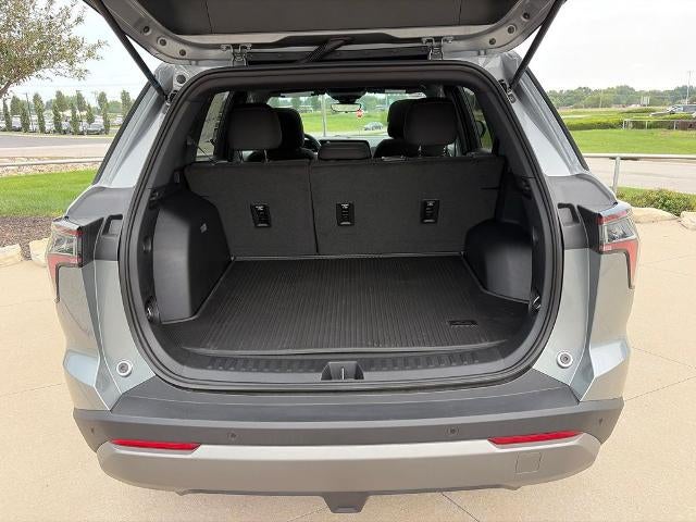 2027 Chevrolet Equinox AWD LT