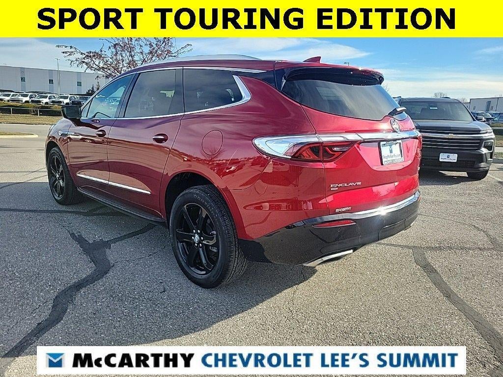 2023 Buick Enclave Essence