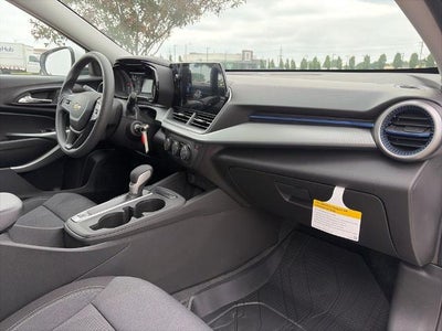 2026 Chevrolet Trax FWD 4dr LS