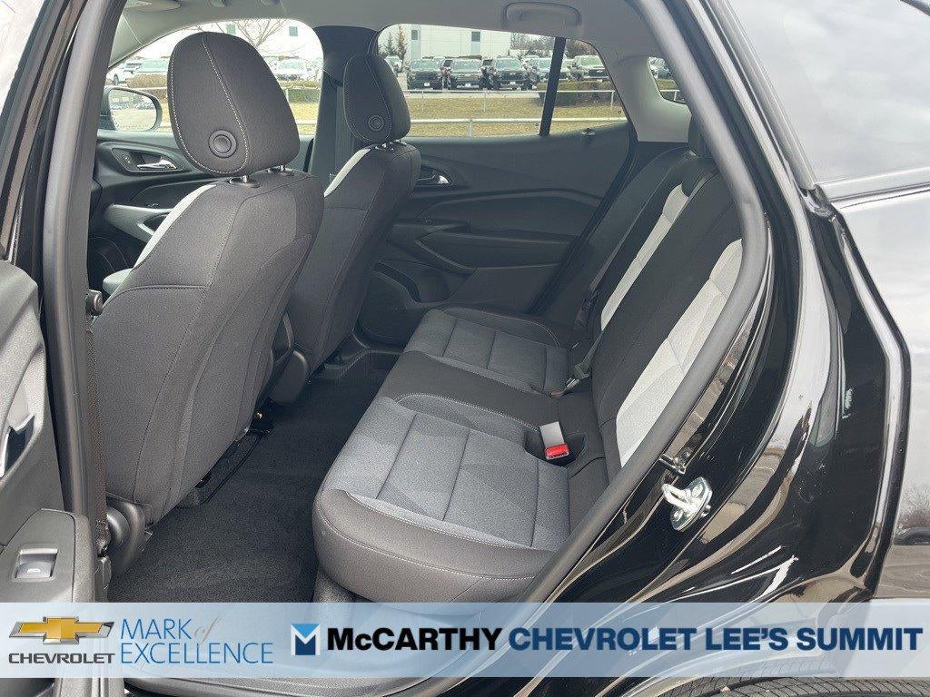 2025 Chevrolet Trax FWD 4dr LS