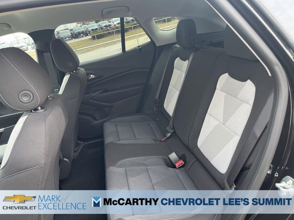 2025 Chevrolet Trax FWD 4dr LS