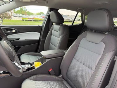 2026 Chevrolet Trax FWD 4dr LT