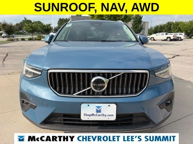 2025 Volvo XC40 Plus Bright Theme