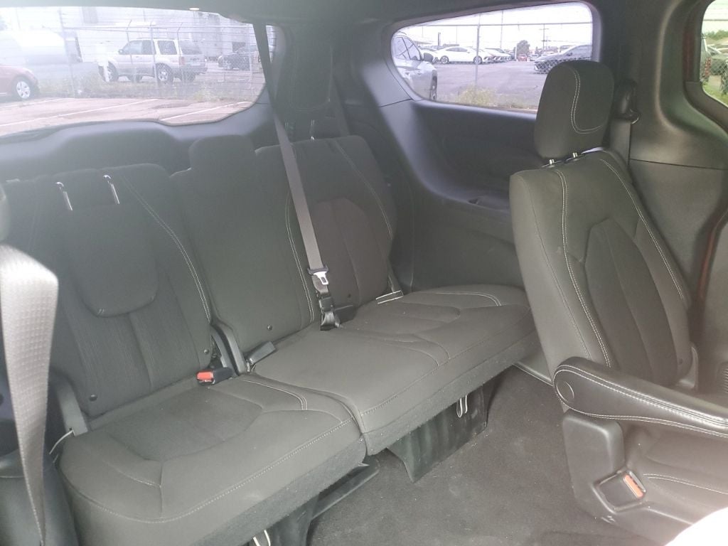 2021 Chrysler Pacifica Touring