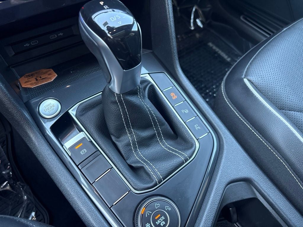 2022 Volkswagen Tiguan 2.0T SEL R-Line