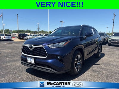 2022 Toyota Highlander XLE