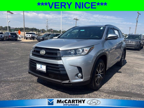 2017 Toyota Highlander SE