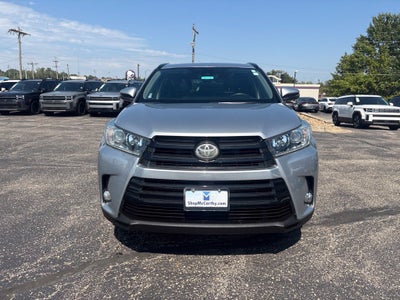 2017 Toyota Highlander SE