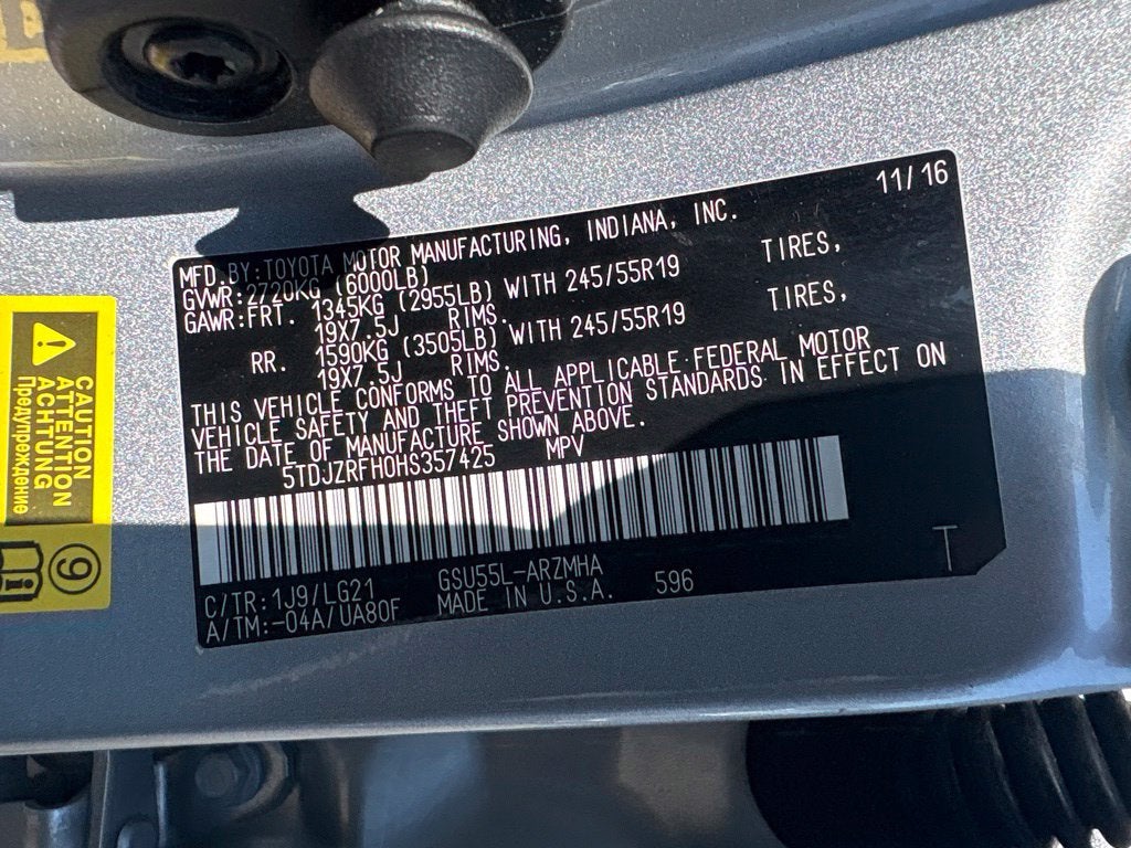 2017 Toyota Highlander SE