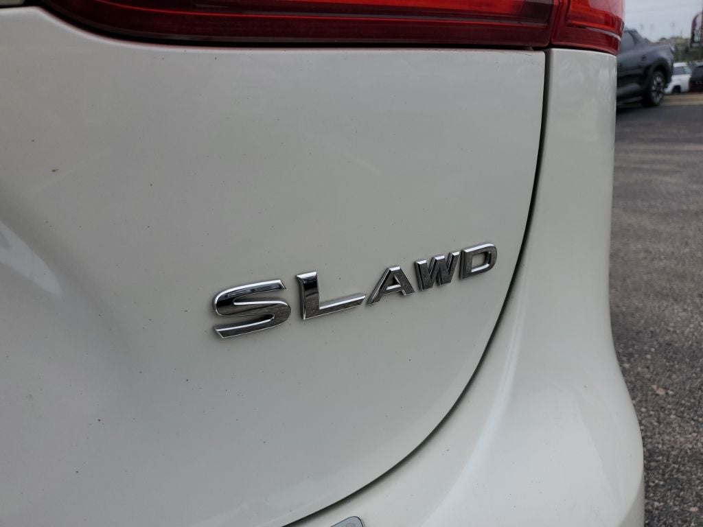 2020 Nissan Rogue Sport SL